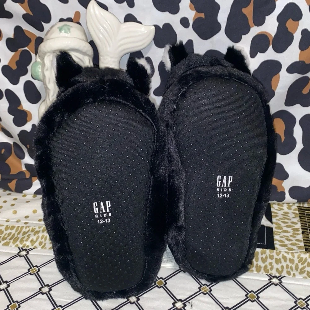 SALE! GAP KIDS COZY CAT SLIPPERS